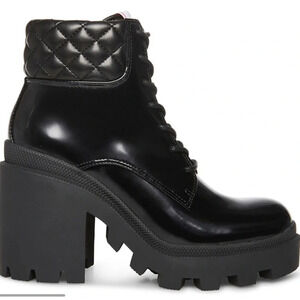 Steve Madden Aryn patent quilted Black boots